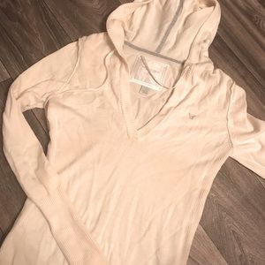 Cream/White light hooded sweater from AE